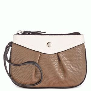 Style & Co Hannah Wristlet Brown White